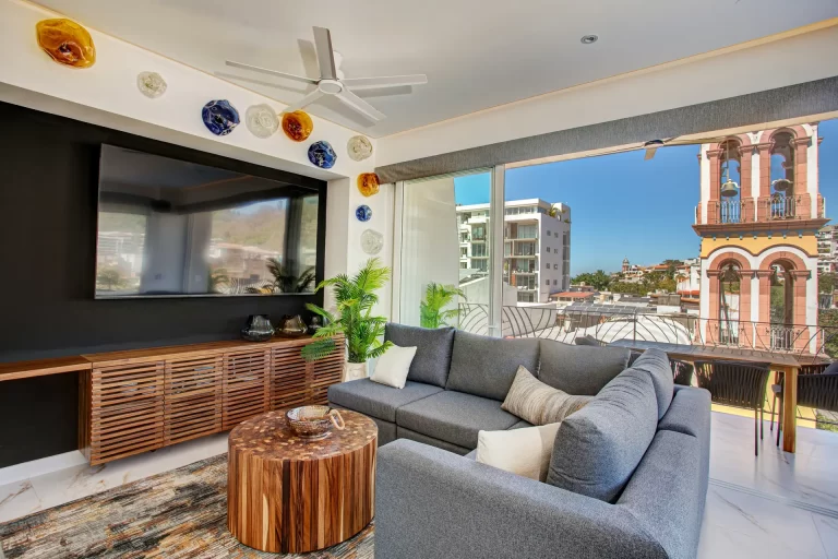 D'Vine Living Room