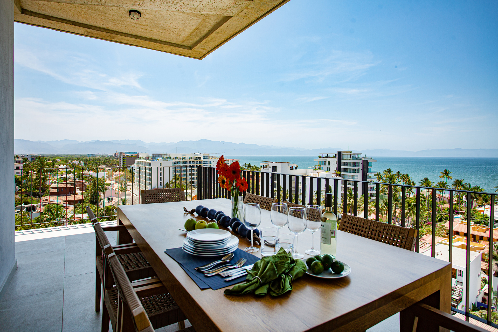 From the chef's kitchen to the open air — cook your favorite meal and savor it al fresco with breathtaking ocean views and those legendary Bucerías sunsets painting the sky every single night.